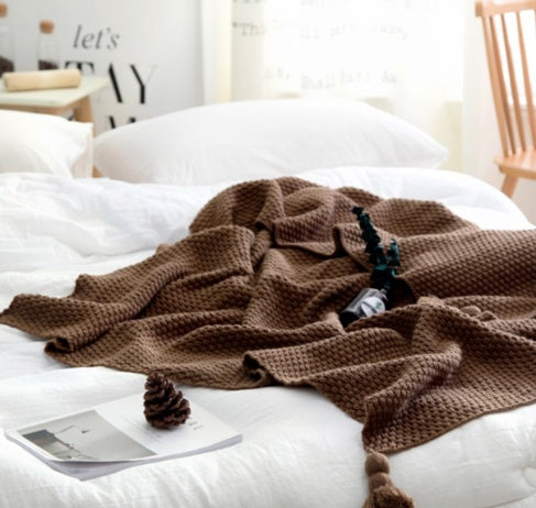 Nordic fringed knit ball wool blanket